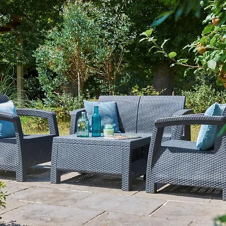Holiday park Chateau De Salles 4*