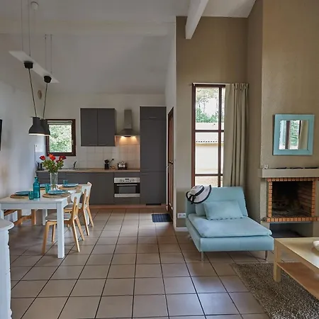 Chateau De 3*