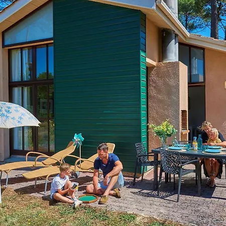 Holiday park Chateau De Salles