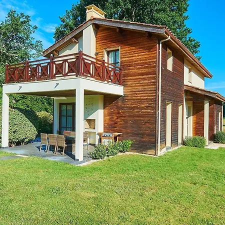 Holiday park Chateau De Salles 4*
