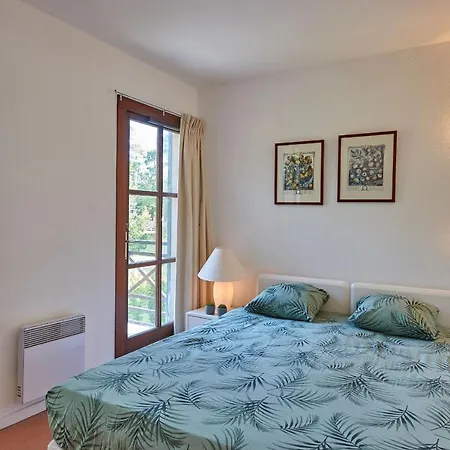 Chateau De Salles Holiday park Salles (Gironde)