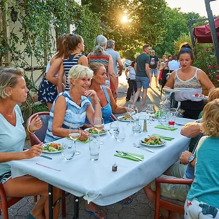 منتزه العطل Chateau De ساليس