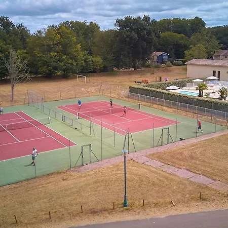 Chateau De Salles Holiday park Salles (Gironde)
