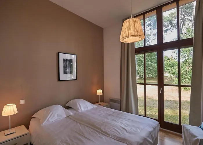 Chateau De Salles (Gironde)